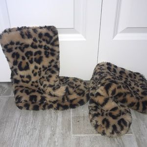 PB TEEN Leopard Slippers